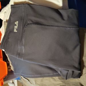 NEW FILA  Grey capri legging